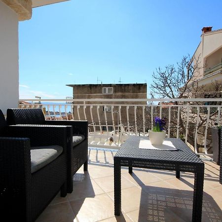 Bruna Makarska Luaran gambar