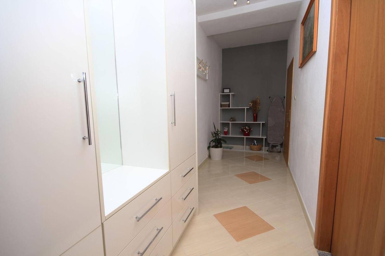 Bruna Makarska Luaran gambar